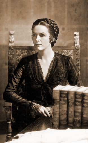 1936 (1st) Best Supporting Actress: Gale Sondergaard 1936 (1st) Best Supporting Actress: Gale Sondergaard