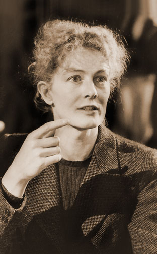 1977 (42nd) Best Supporting Actress: Vanessa Redgrave 1977 (42nd) Best Supporting Actress: Vanessa Redgrave